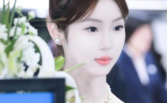 班长没带罩子让人捏了一节课视频